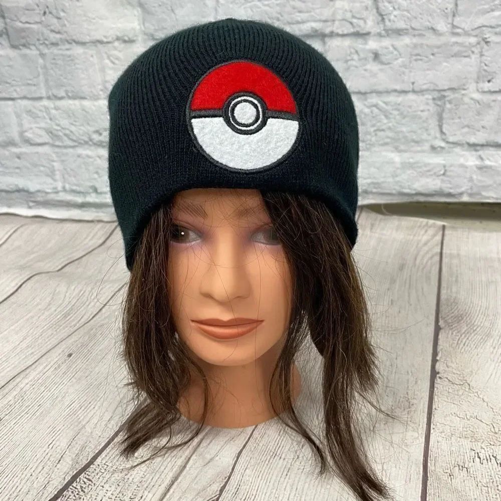 Pokémon youth kids winter beanie w/poke ball logo black